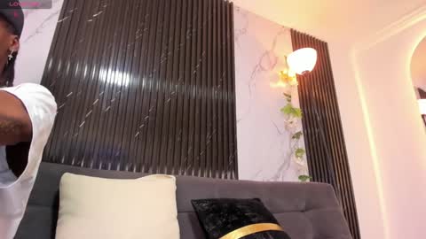 Bryxon  online show from February 6, 4:21 am