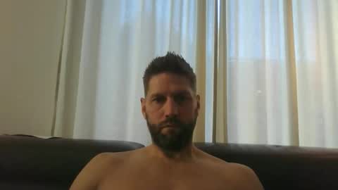 bubblebee1982 online show from November 7, 8:28 am