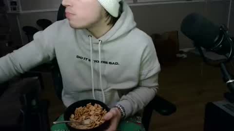 BubblebuttBdn online show from February 2, 4:33 am