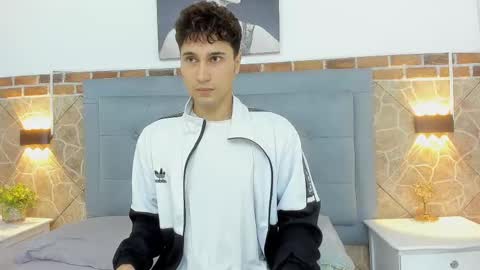 Buddy Whitte online show from March 12, 11:42 am