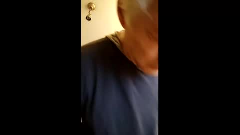 Snapshot of bulkyboners chatting on February 5, 9:57 am ejaculation for 250 online show from February 5, 9:57 am