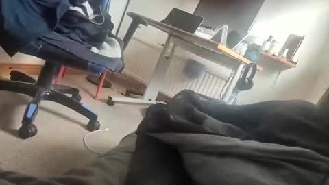 Snapshot of bulkyboners chatting on September 26, 1:20 pm ejaculation for 250 online show from September 26, 1:20 pm