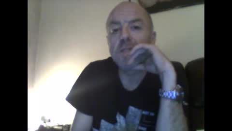 burnleyguy1977 online show from January 12, 7:12 am