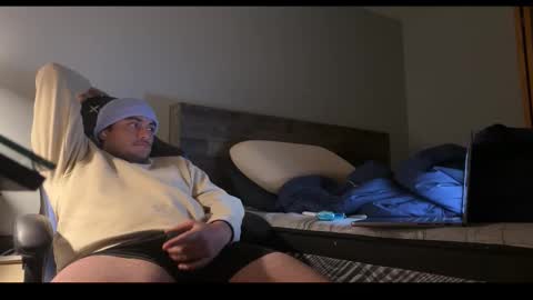 bussssa online show from December 2, 8:39 am