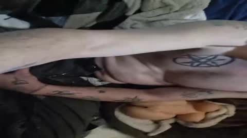 Buster18Hymen online show from March 7, 10:57 am