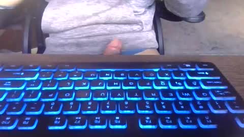 ca927295 online show from April 20, 4:31 pm