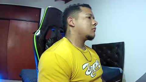 caballerozodi online show from October 31, 10:57 pm