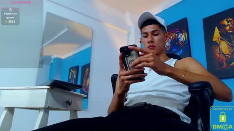 Valerio  online show from December 6, 8:29 pm