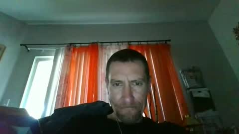 calbry82 online show from February 26, 10:44 pm