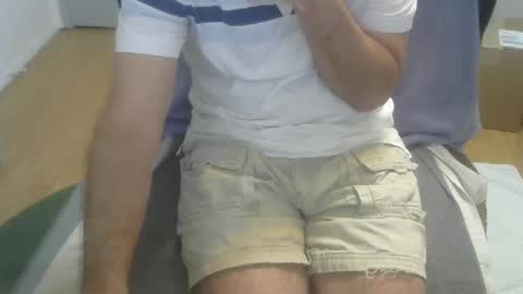 Snapshot of califun4u chatting on January 7, 12:45 am califun4u online show from January 7, 12:45 am