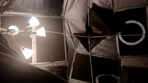 Calisguitar online show from November 22, 12:49 pm