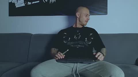 Calvin  online show from January 7, 10:26 pm