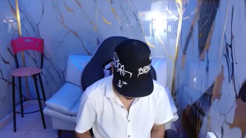 cam_xman online show from March 8, 1:59 pm