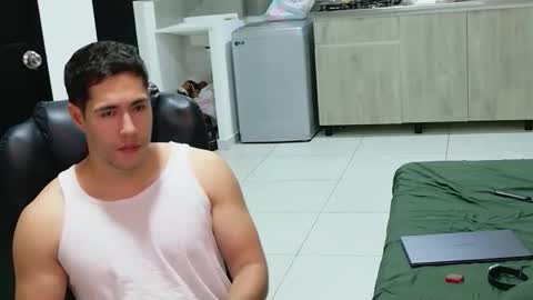 camara110 online show from April 26, 2:53 am