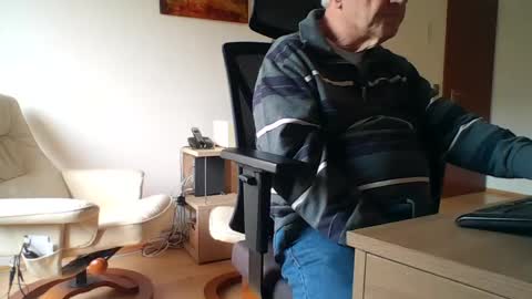 camcologne online show from January 22, 10:07 am