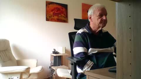 camcologne online show from October 15, 8:55 am