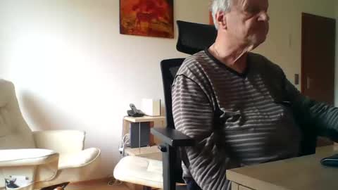 camcologne online show from February 24, 10:05 am