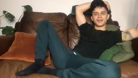 CamDoAttitude online show from February 8, 10:47 pm