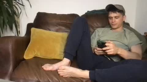 CamDoAttitude online show from August 1, 9:58 pm