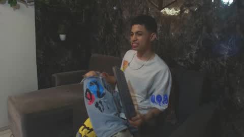 CAMERON online show from April 8, 3:51 am