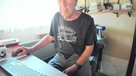 Cammee online show from July 24, 7:37 am