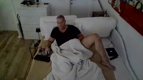 camunication online show from February 20, 10:16 am