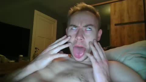 candy_boy_xoxo online show from December 3, 4:13 pm