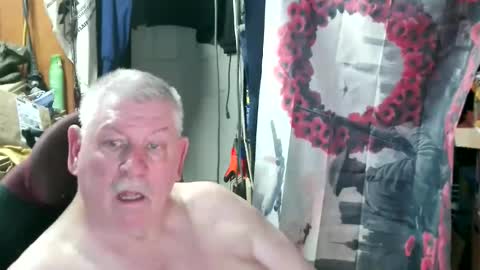 canoelicker69 online show from April 21, 6:25 pm