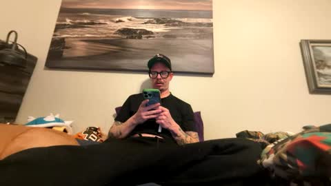 Captaincumgun online show from April 16, 3:17 am