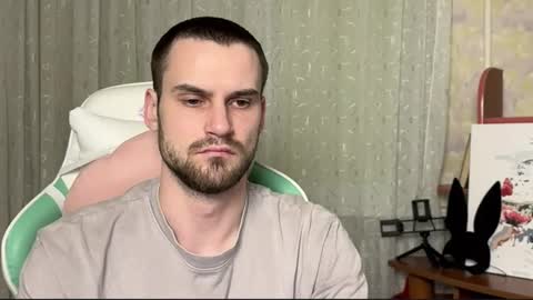 Cari online show from November 8, 9:18 pm