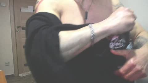 Laz online show from January 25, 10:50 pm