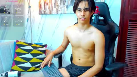 carl_dixon online show from February 15, 6:33 pm