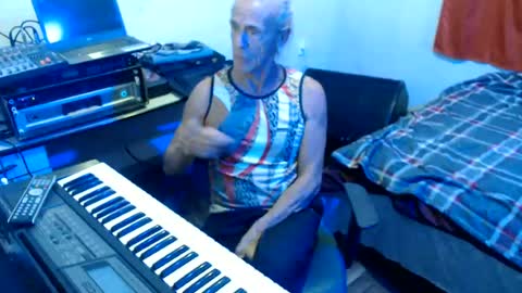 carlos online show from June 23, 2:38 am