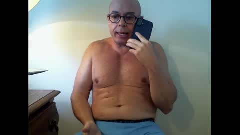 carlos499723 online show from March 25, 6:34 pm