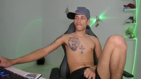 carlossmi01 online show from March 5, 2:30 am