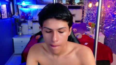 carolinejesh online show from March 4, 10:06 pm