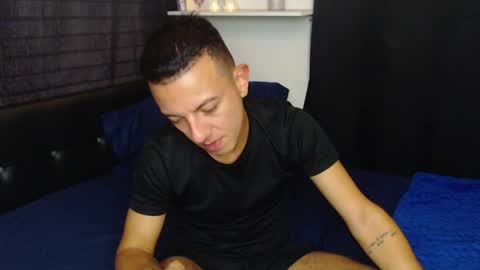 carter_albeiro online show from April 1, 8:50 pm