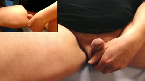 Snapshot of catlover03 chatting on February 8, 12:28 pm Mike online show from February 8, 12:28 pm