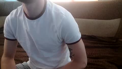 catmen001 online show from March 10, 11:38 am