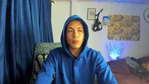 catnuaa online show from January 9, 2:43 am