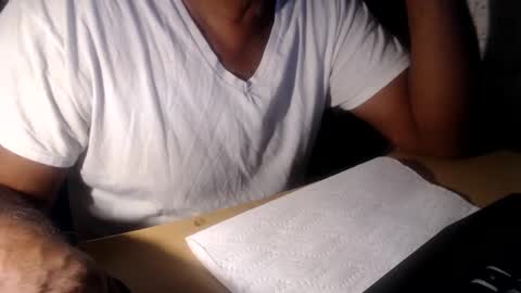 Snapshot of cazzsper2005 chatting on September 27, 8:01 am cazzsper2005 online show from September 27, 8:01 am