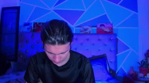 I am Valentinn online show from November 21, 12:15 pm