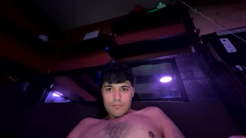 cezarthebreeder online show from April 16, 2:44 am