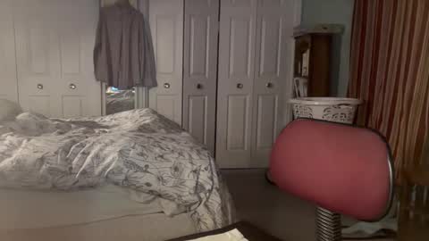 cfnmworkout1 online show from November 7, 3:10 am