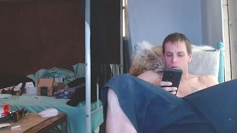 cguffey2284 online show from April 20, 6:32 pm