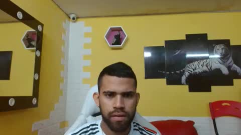 chacorta_ online show from April 10, 2:02 pm