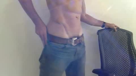 Chags online show from November 14, 8:10 pm