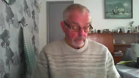 Champers online show from April 11, 11:25 am