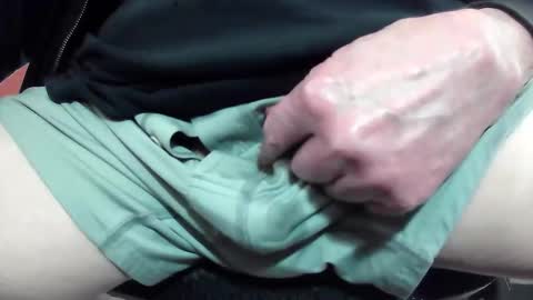 Chuck online show from April 27, 8:14 pm