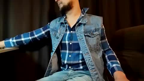 CharlieOYeah online show from November 17, 10:02 pm